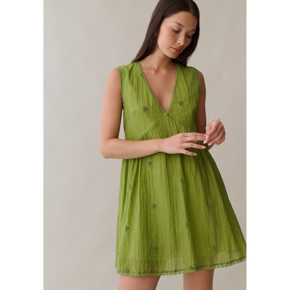 NWT Few Moda Stefania Dress in Green / Size M / Lower than Member Price!